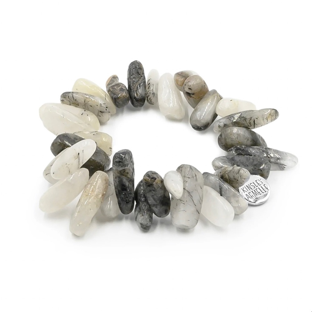 New Kinsley Armelle Chip Collection bracelet in color Lead